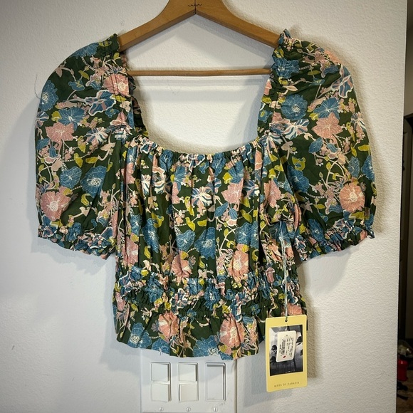 Birds of Paradis by Trovata Puff‑Sleeve Floral Crop Top • Medium • New with Tags - Picture 2 of 8